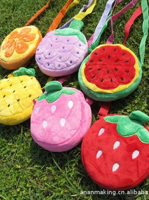 Lifelike Fruit Plush Crossbody Bag for Kids – Cute Strawberry, Grape, Pineapple & Orange Shaped Shoulder Purse, Soft Stuffed Toy Bag for Boys & Girls
